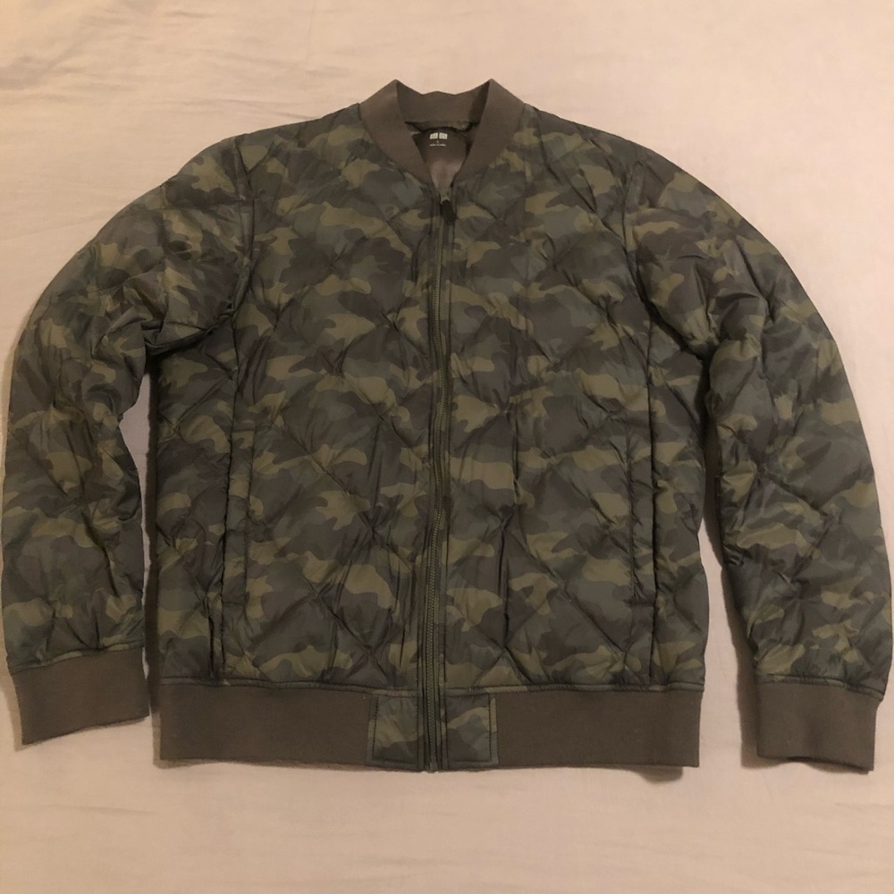 Uniqlo (Japan) Lightweight down camo bomber jacket